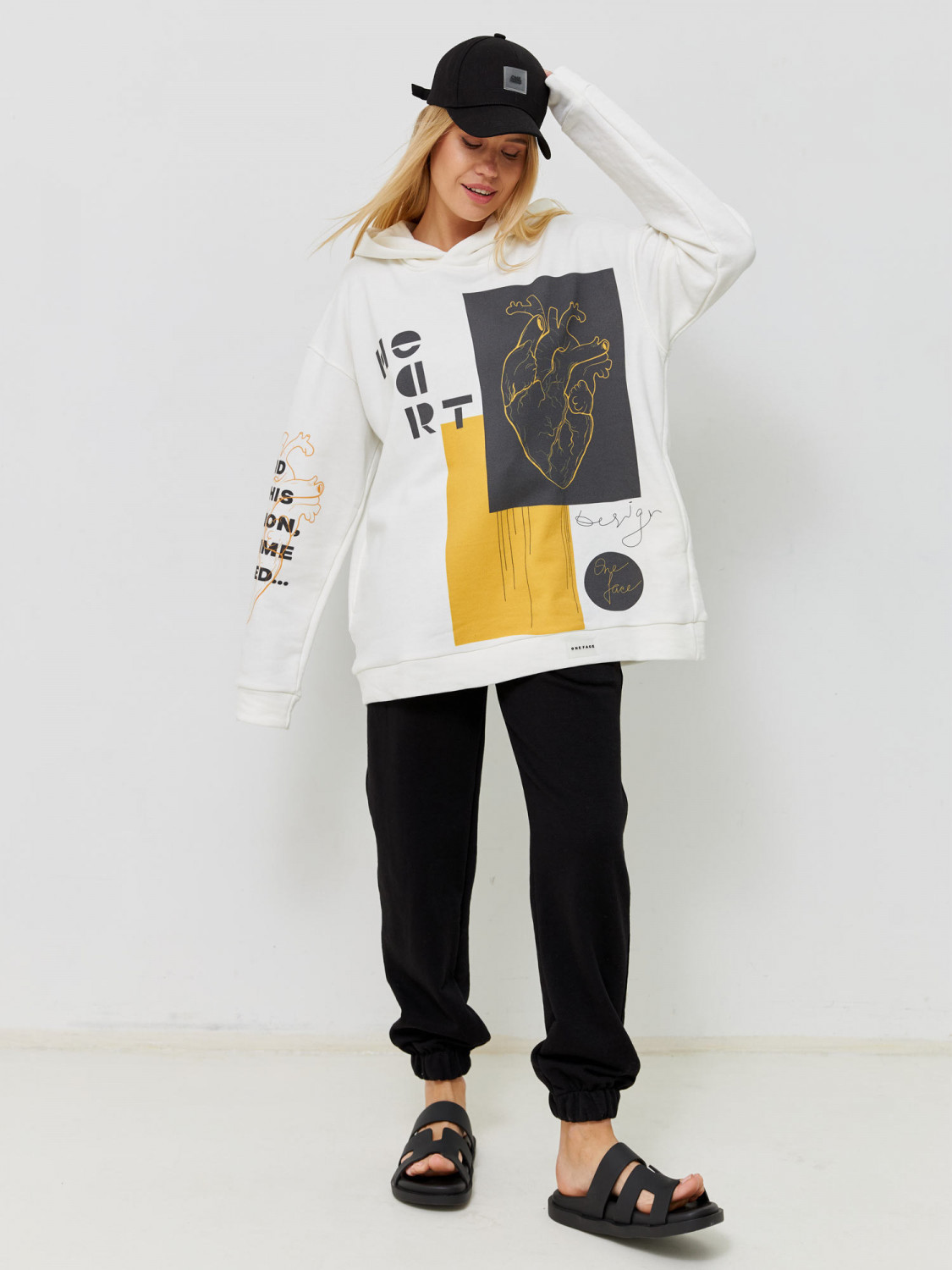 Women's suit with a print